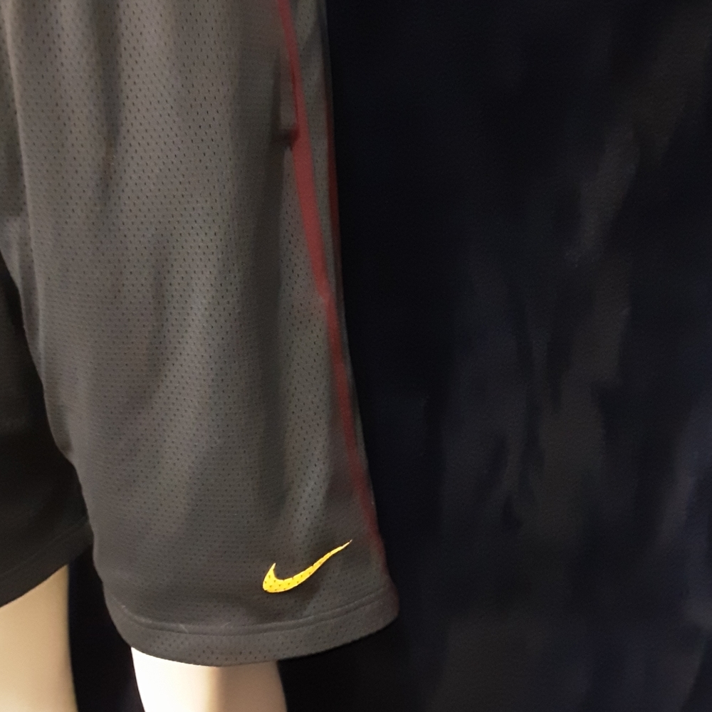 Shorts - Picture 3 of 5